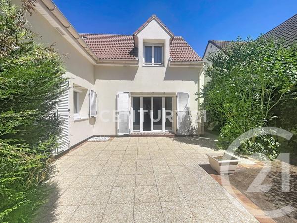 Maison à vendre  10 pièces - 149,02 m 2   NOISY LE GRAND  - 93