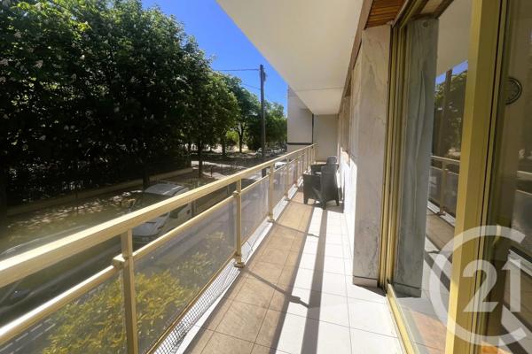 Appartement F3 à vendre  3 pièces - 55,78 m 2   LA VARENNE ST HILAIRE  - 94