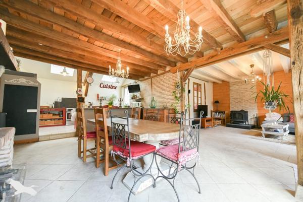 Maison à vendre 272 896 € Saint-Claude-de-Diray 6 p 192 m² DPE C