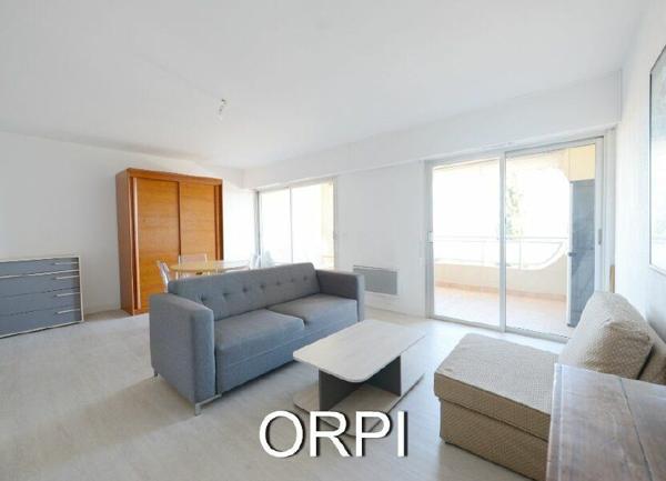 Appartement à louer  1 pièce • 42,96 m2 Grasse