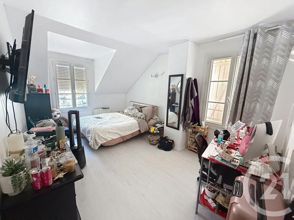Maison à vendre  6 pièces - 136,35 m 2   GONESSE  - 95