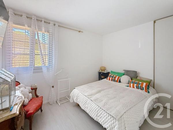 Maison à vendre  6 pièces - 136,35 m 2   GONESSE  - 95