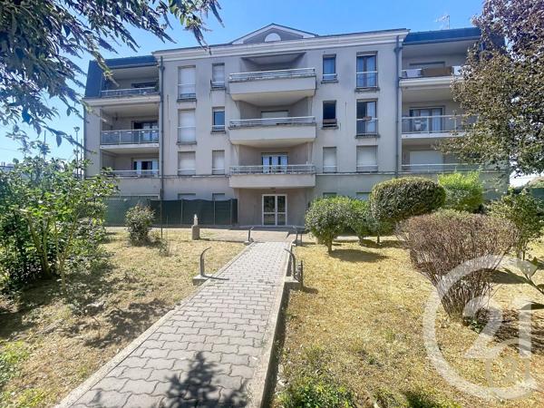 Appartement F4 à vendre  4 pièces - 68,56 m 2   DRANCY  - 93