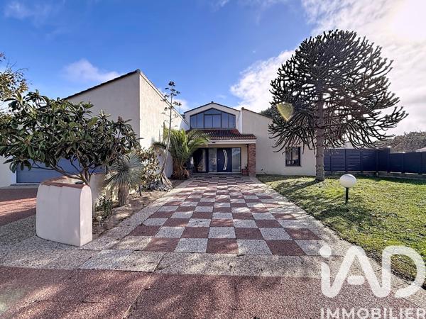 Maison à vendre 6 pièces 229 m² Saint-Jean-de-Monts