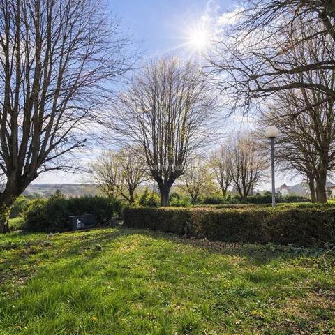 Vente Terrain 723 m2 à Poueyferré