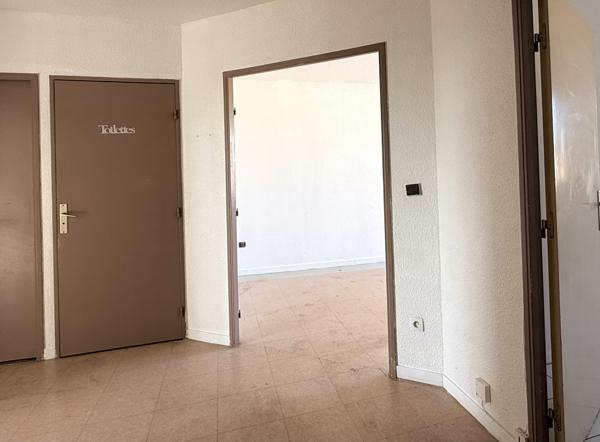 Appartement T3 lumineux avec balcons, idéalement situé à CASTELNAUDARY. - Castelnaudary (11400)