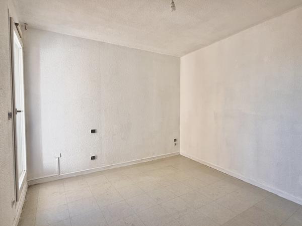 Appartement T3 lumineux avec balcons, idéalement situé à CASTELNAUDARY. - Castelnaudary (11400)