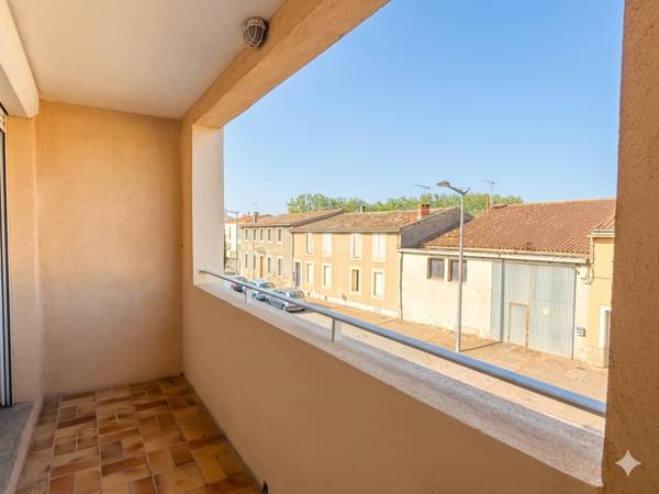 Appartement T3 lumineux avec balcons, idéalement situé à CASTELNAUDARY. - Castelnaudary (11400)