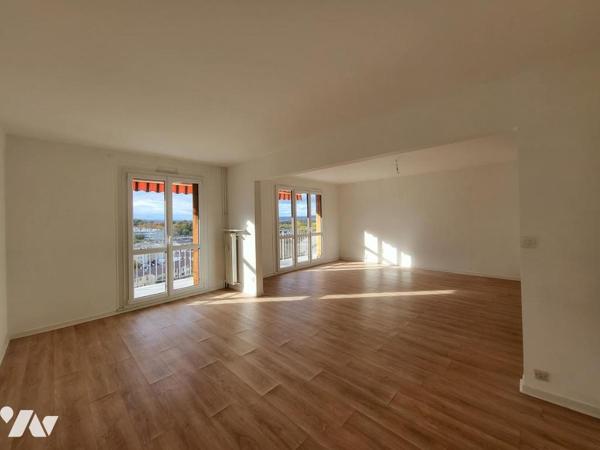 Résidence Le Champagne - spacieux type 4 avec balcon et parking