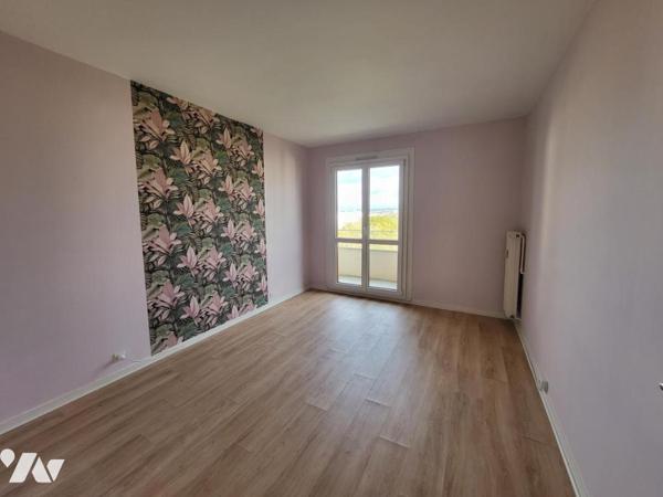 Résidence Le Champagne - spacieux type 4 avec balcon et parking