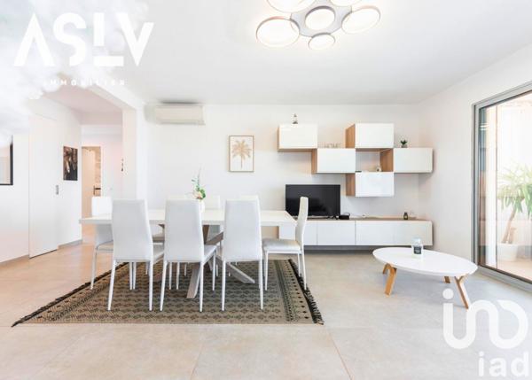 Appartement 3 pièces de 80 m² à Six-Fours-les-Plages (83140)