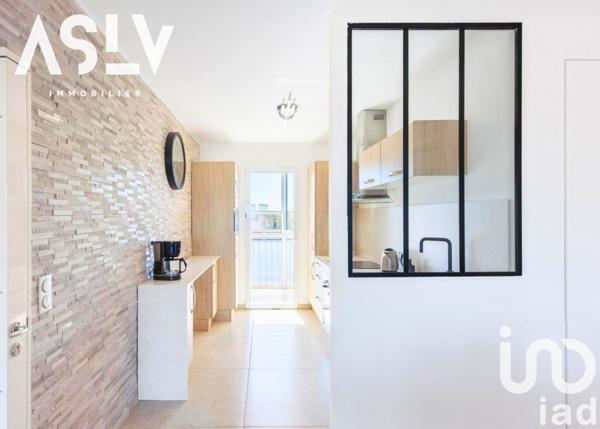 Appartement 3 pièces de 80 m² à Six-Fours-les-Plages (83140)