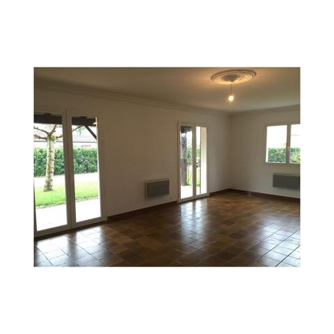 Location maison 4 pièces 137 m²