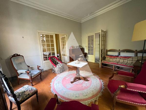 Maison 8 pièces 215 m2