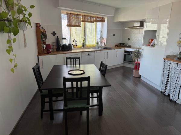 Marseille (13007) EXCLUSIVITÉ VENTE APPARTEMENT 75 M2 TYPE 3 BALCON VUE MER NOTRE DAME PARKING RUE CELINA 13007 MA