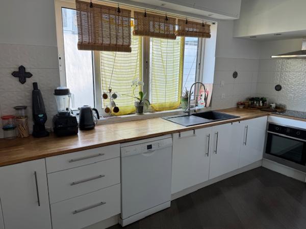 Marseille (13007) EXCLUSIVITÉ VENTE APPARTEMENT 75 M2 TYPE 3 BALCON VUE MER NOTRE DAME PARKING RUE CELINA 13007 MA