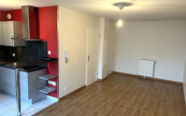 Appartement à louer    1 pièce •  Meaux