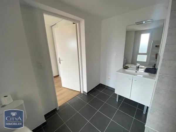 Appartement à louer 2 pièces 35.8m² Nantes (44300)