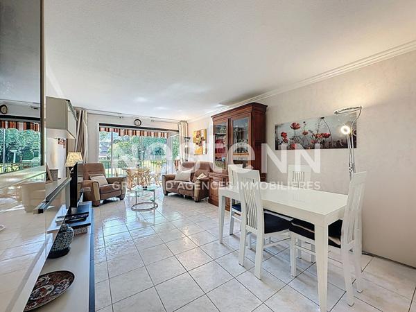 MANDELIEU : 3P A VENDRE  avec GRAND GARAGE 39 m2