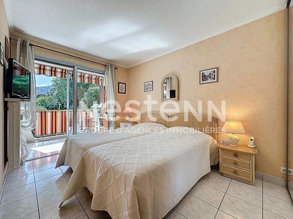 MANDELIEU : 3P A VENDRE  avec GRAND GARAGE 39 m2