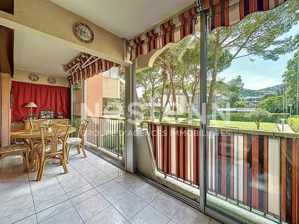 MANDELIEU : 3P A VENDRE  avec GRAND GARAGE 39 m2