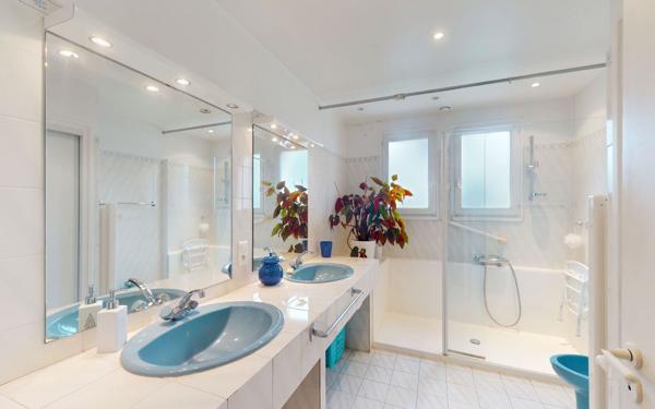 Maison à vendre    6 pièces •  Rodez