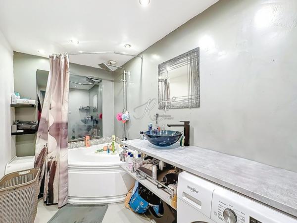 Appartement proche de la gare avec grande terrasse