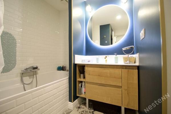 Maison de ville à vendre à AGEN de 115 m² - 5 pièces, 4 chambres- terrasse, balcon et garage double.