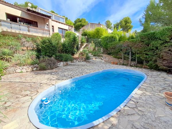CARNOUX-EN-PROVENCE – GRANDE MAISON 201 M² – 3 LOGEMENTS – PISCINE – GRAND GARAGE – VUE DÉGAGÉE