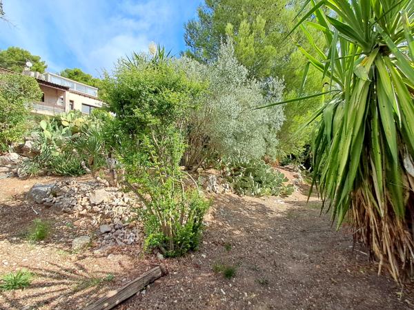 CARNOUX-EN-PROVENCE – GRANDE MAISON 201 M² – 3 LOGEMENTS – PISCINE – GRAND GARAGE – VUE DÉGAGÉE