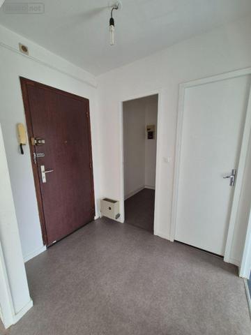 Appartement à louer à Bayeux dans le Calvados (14400), ref : L 621