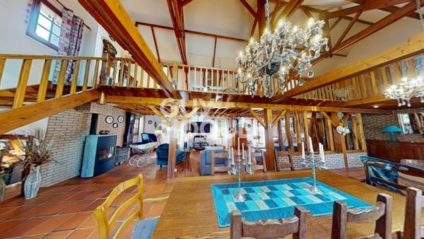 MAISON À VENDRE DE 7 PIÈCES DE 265,00 M²