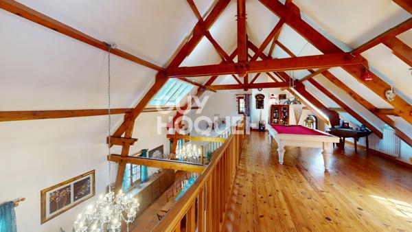 MAISON À VENDRE DE 7 PIÈCES DE 265,00 M²