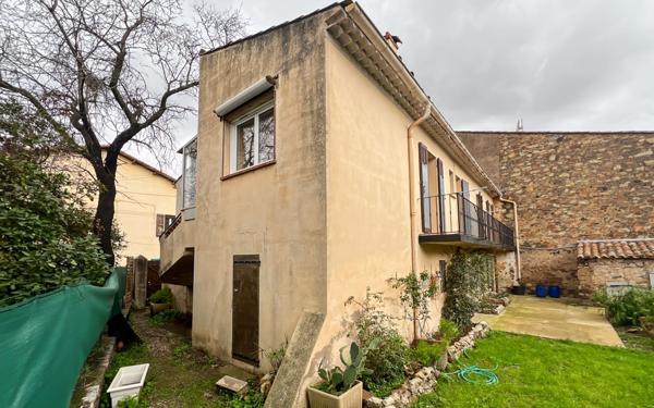 Maison à vendre    7 pièces • 162 m2 Fréjus