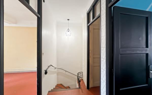 Maison à vendre    7 pièces • 162 m2 Fréjus