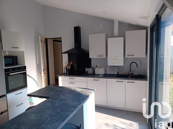 Maison à vendre 4 pièces 81 m² Angoulême