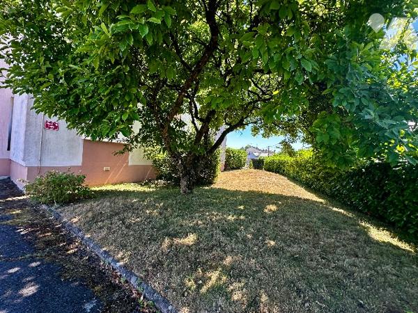 Dole, T4 Résidence avec ascenseur, stationnement, cave et balcon avec vue