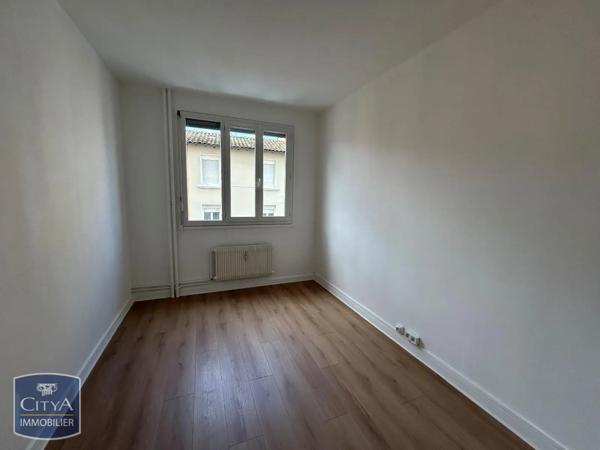 Appartement à louer 3 pièces 59.5m² Villefranche-sur-Saône (69400)