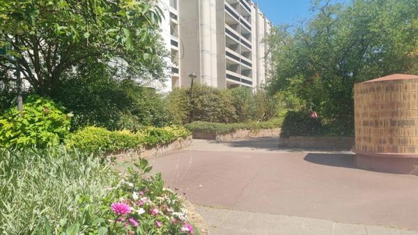 MAISONS ALFORT - Les Juilliottes - Studio avec emplacement de parking