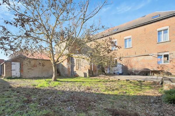 Immeuble à vendre 253m² Clary (59225)