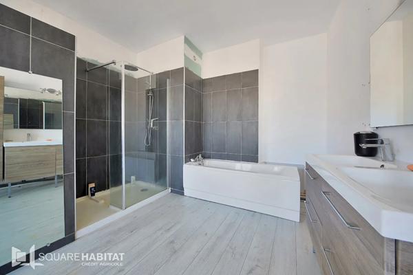 Immeuble à vendre 253m² Clary (59225)