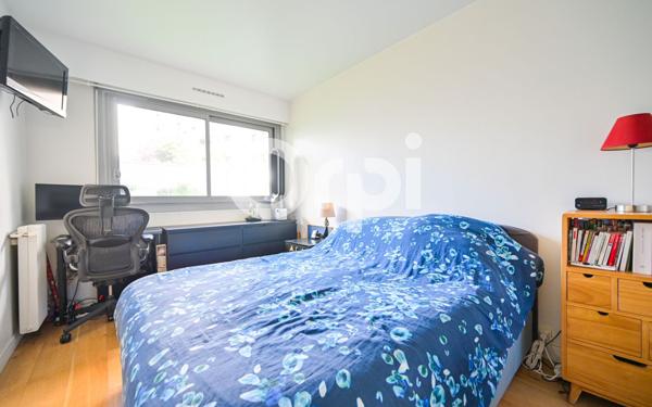 Appartement à vendre    3 pièces • 74,80 m2 Paris 11