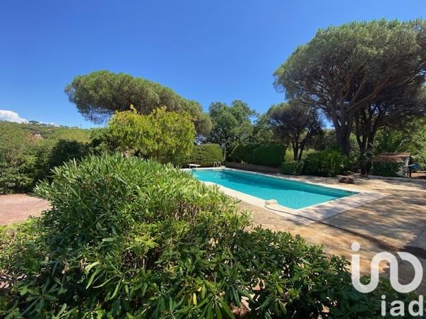 Maison à vendre 9 pièces 239 m² Sainte-Maxime