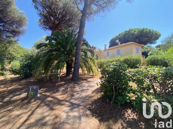 Maison à vendre 9 pièces 239 m² Sainte-Maxime