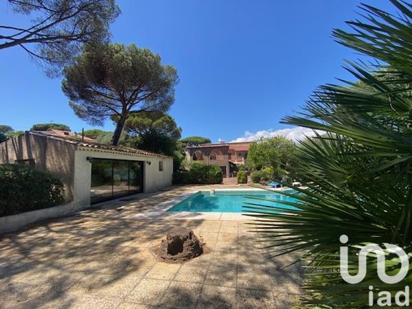 Maison à vendre 9 pièces 239 m² Sainte-Maxime