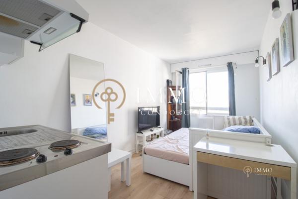 Studio en Centre-Ville, 15min à pied du métro 14.