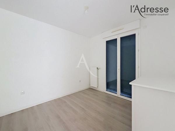 Appartement 5 pièces/100m2 -Balcon/Parking