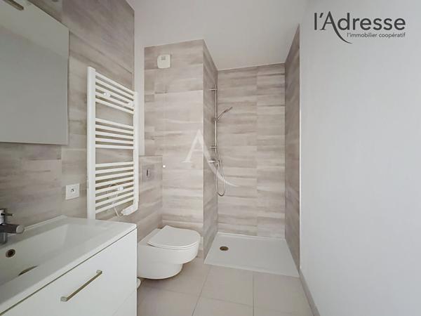 Appartement 5 pièces/100m2 -Balcon/Parking