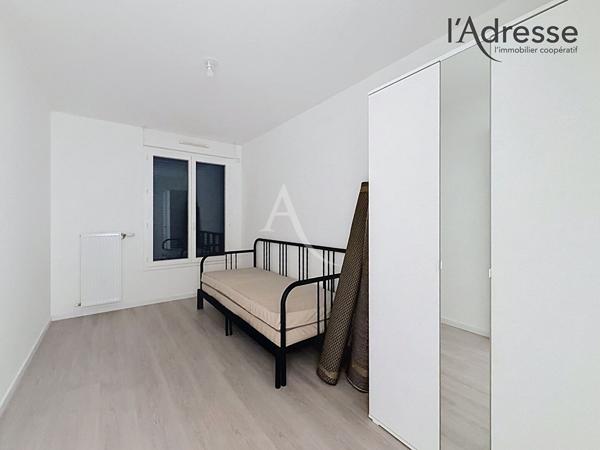 Appartement 5 pièces/100m2 -Balcon/Parking