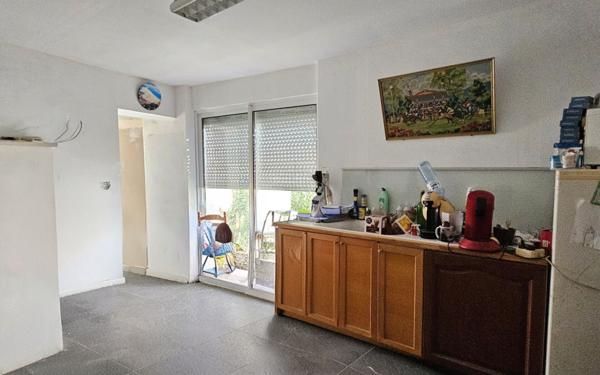 Immeuble à vendre    2 pièces •  Loudun